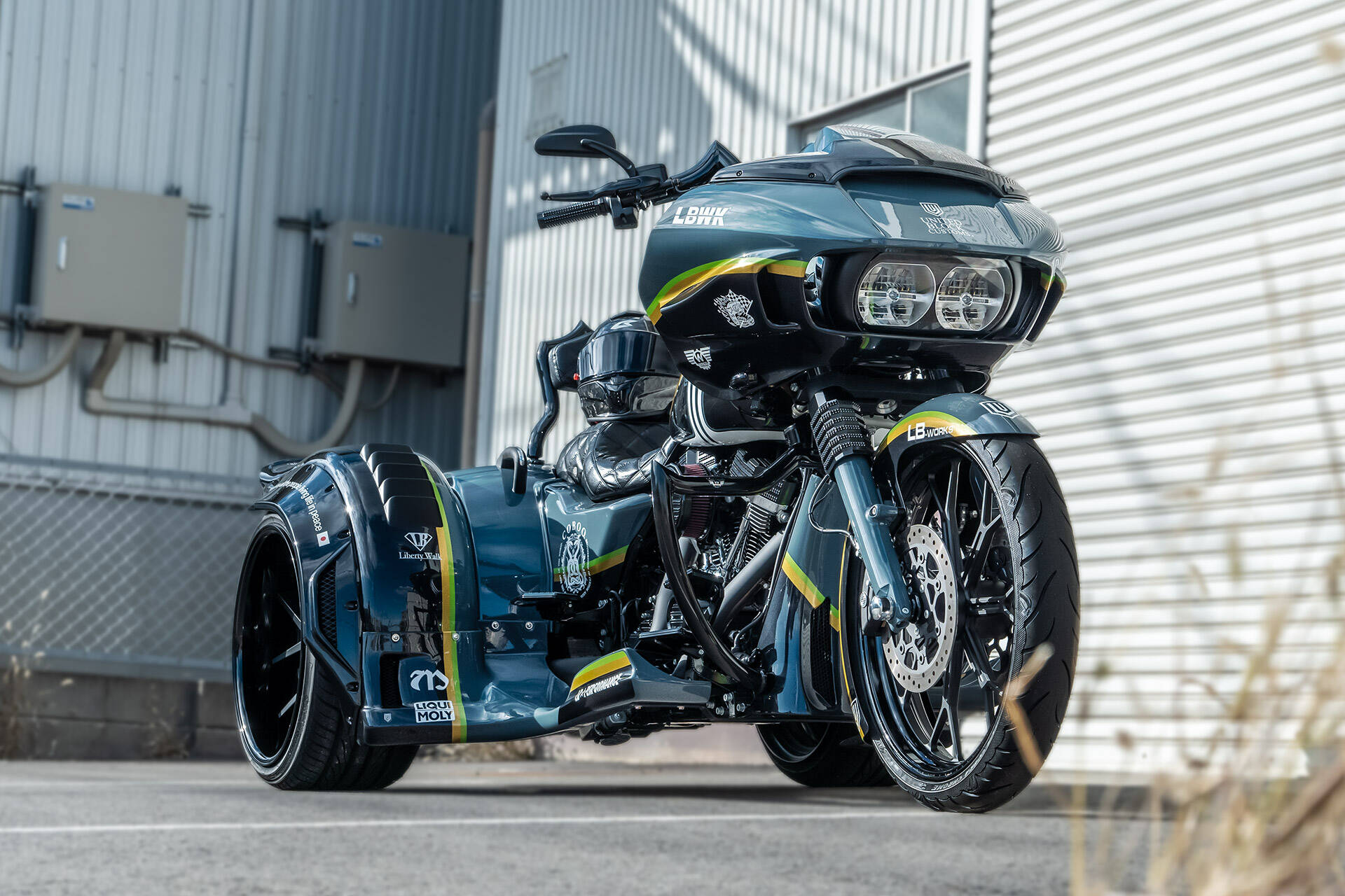 COBOO | BURNOUT MOTOR CO.